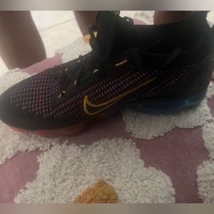 Nike vapor max, size 10.5